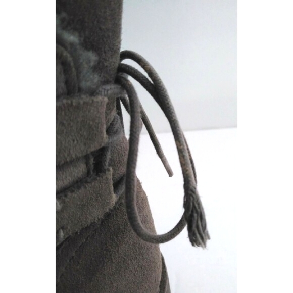UGG Australia Naiyah Ankle Boot Gray Suede Sheepskin Lace Up Heel 1020144 Sz 6 - Picture 6 of 6